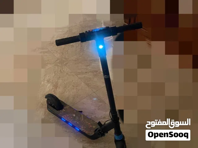 سكوتر كهربائي (جديد تم استعماله لمدة قصيرة )