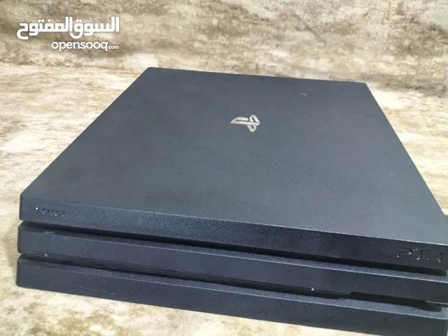 Ps4 pro للبيع الجهاز نظيف جدا ولا مفتوح ولا يوجد فيه أي عيب ونظيف الاستخدام ولا يوجد فيه أي خلل