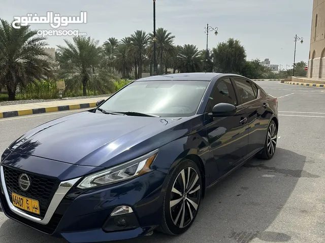 Used Nissan Altima in Muscat