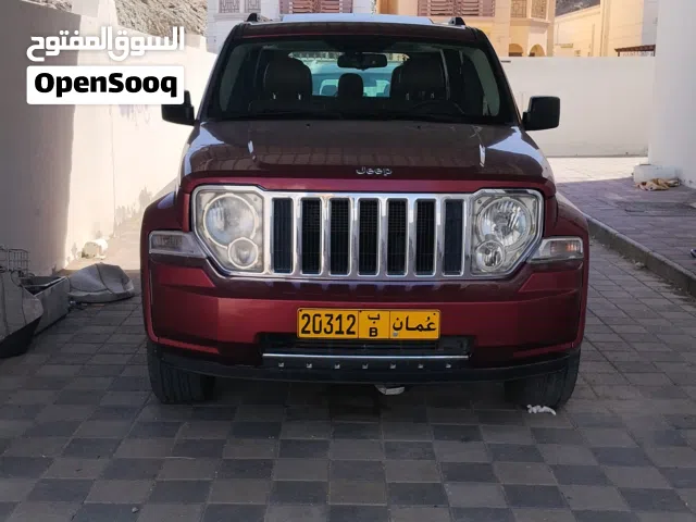 2012 جيب شيروكى Limited