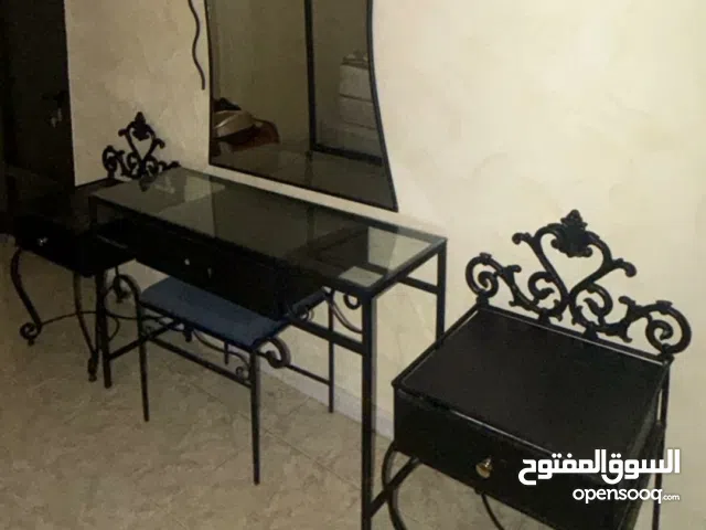 tables and mirror set all 800