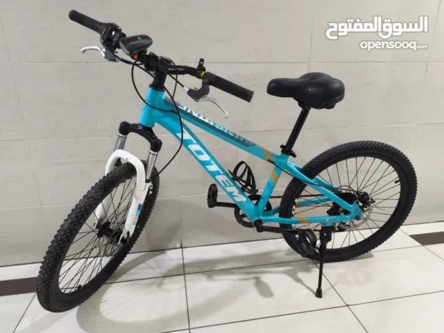 24" Mountain Bike with Shimano 7 Speed Gear