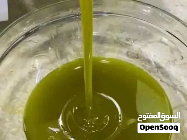 زيت سوري عفرين أصلي انتاج جديد تنكة 16 لتر صافي  هدية مع كل تنكة عبوة زيتون أو عبوة زعتر اخضر