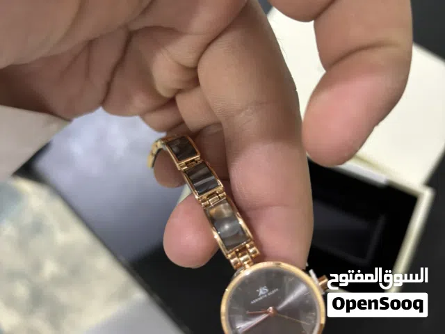 ساعة كينيث سكوت النسائية ذات مينا رمادي وإطار ذهبي وردي جديدة