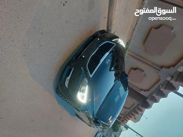 Used Kia Cadenza in Zawiya