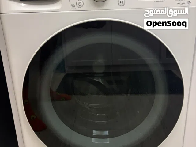 غسالة ملابس LG