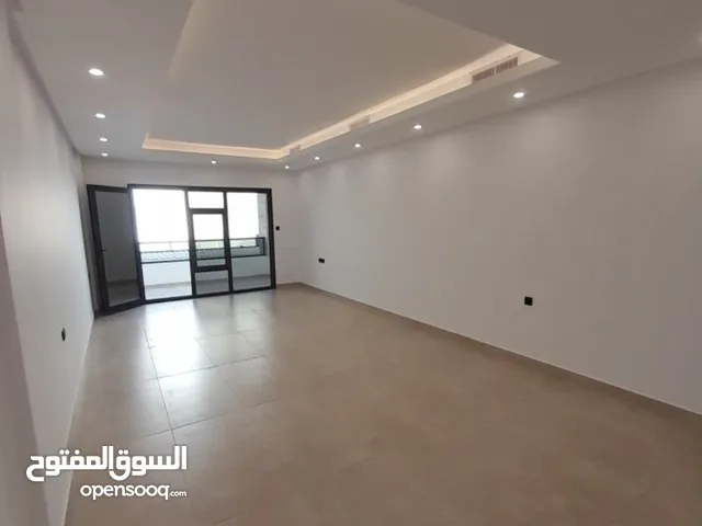 250 m2 3 Bedrooms Apartments for Rent in Kuwait City Surra