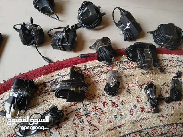 20 شاحن للهواتف نوكيا الصغير وتعمل بشكل ممتاز ومنها جديد