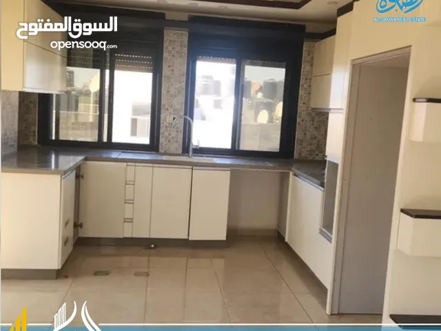 172 m2 3 Bedrooms Apartments for Rent in Ramallah and Al-Bireh Al Irsal St.