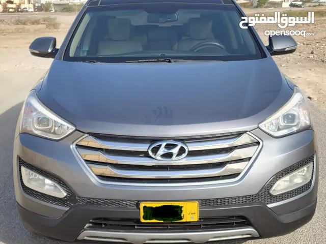 Used Hyundai Santa Fe in Muscat