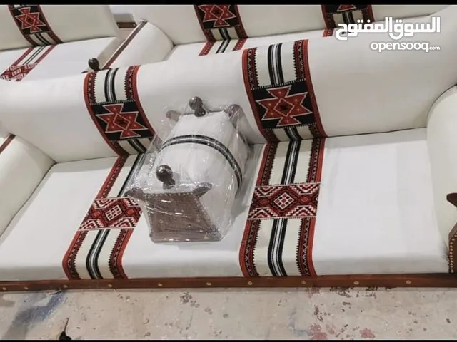 للتفصيل وتنجيد أثاث مودرن#ستائر_ويفي #ستاير_امريكي #مساند_ظهر #مجالس_نساء#مجالس_رجال