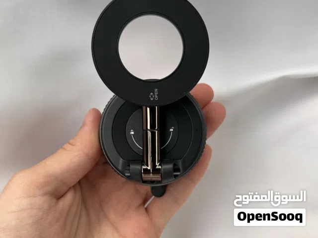 ستاند سيارة 360 درجة