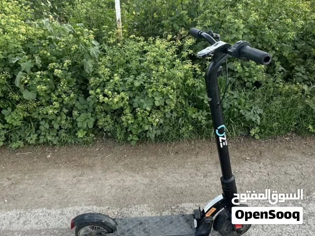 سكوتر .EZO
