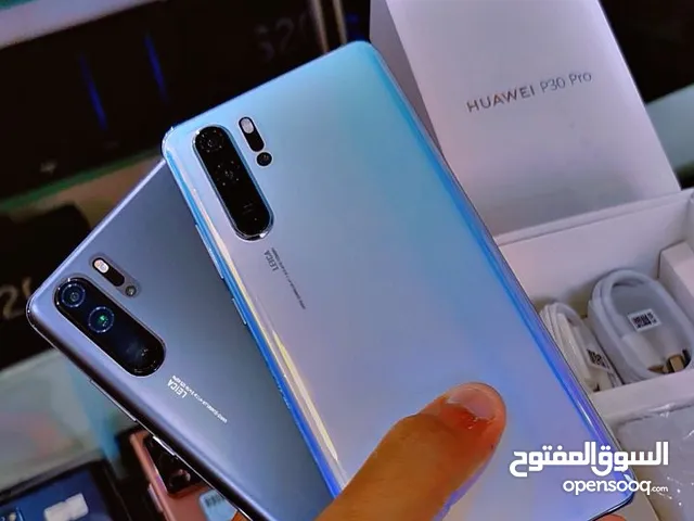 عرض خااص : Huawei p30 pro 256gb هواتف نظيفة جدا بدون اي شموخ و بدون اي مشاكل مع ملحقاتة و بأقل سعر