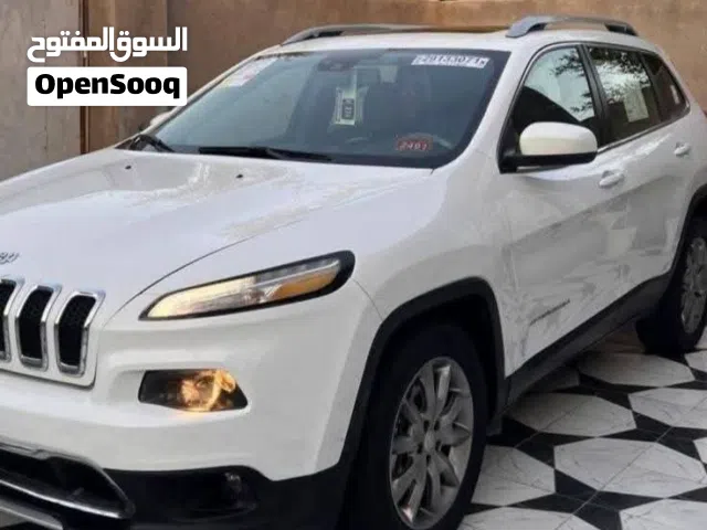 2018 جيب شيروكى Limited