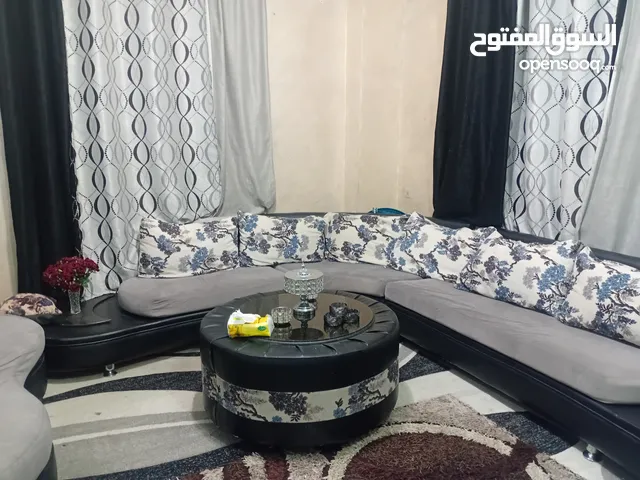 كورنر تفصيل بحاله ممتاز