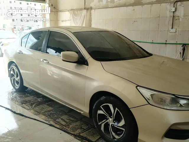 Toyota Camry 2017 in Dhofar