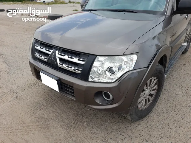 استلمها بالتقسيط المباشر ميتسوبيشي باجيرو 2012 بدون تعامل مع البنوك