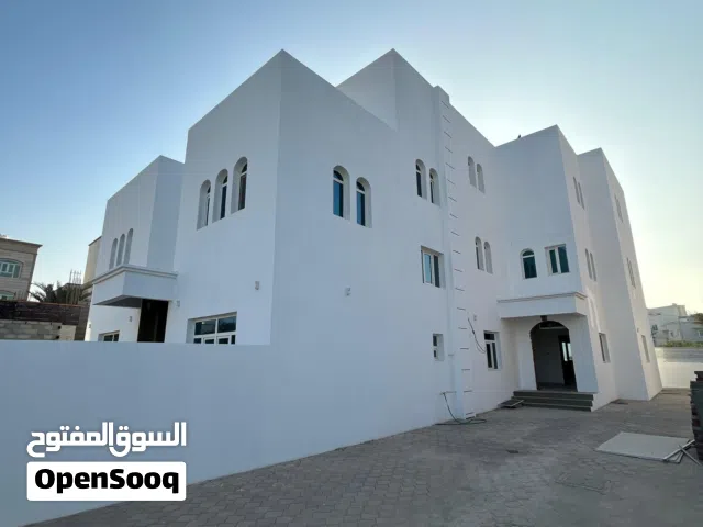 320 m2 5 Bedrooms Villa for Sale in Muscat Ansab