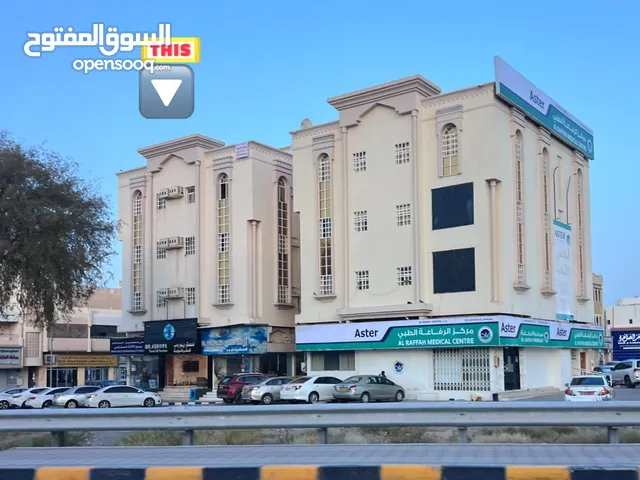 شقق للايجار في مركز صحار على شارع صحار مباشره - flats for rent in Central Suhar