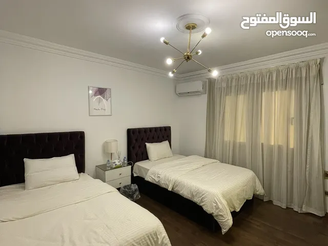 شقه فندقيه للبيع وموقع مميز نادي الصيد فرصه استثمار