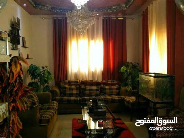 250 m2 More than 6 bedrooms Villa for Sale in Amman Al-Iman