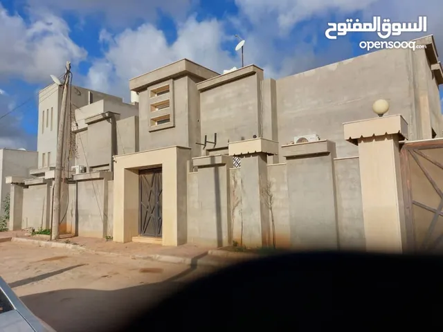 220 m2 More than 6 bedrooms Apartments for Rent in Benghazi Al Hawary