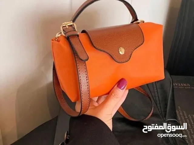 حقائب جديدة وحلوه لليبيع