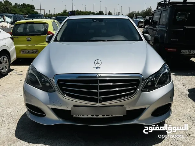 مرسيدس E200