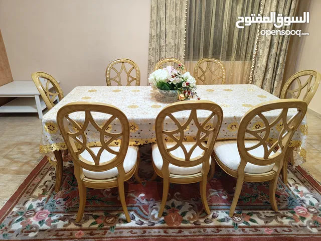 طاولة سفرة للبيع Dining Table for Sale