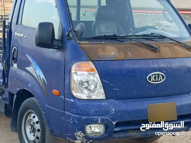 كيا بونقو 2008