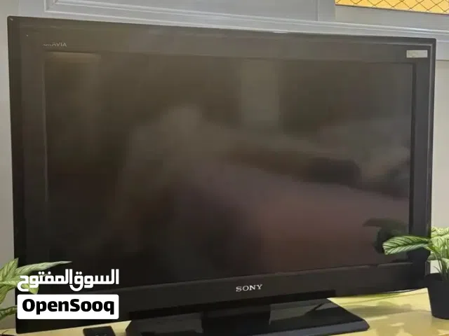 شاشة 32 بوصه