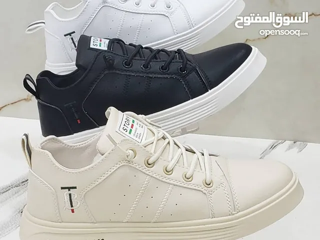 44 Sport Shoes in Sana'a