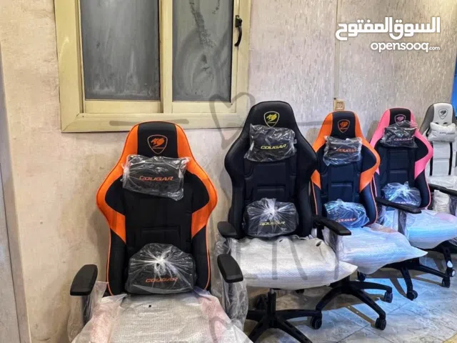 " كرسي جيمنج فخم بتصميم يليق بالبطل  - تصميم أنيق يعكس قوة الأداء والراحة - خامات فاخرة ومتينة بجودة