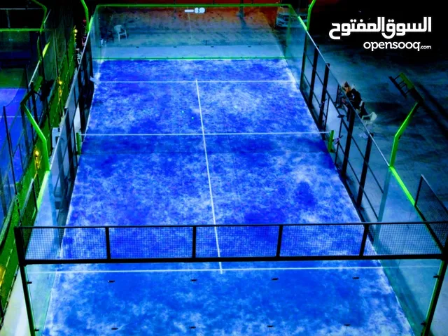 للبيع ملعب بادل