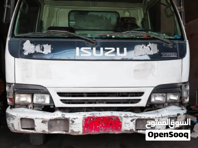 وايت ايسوزو 2002 مستعمل