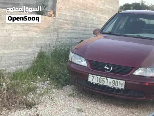Used Opel Vectra in Tulkarm