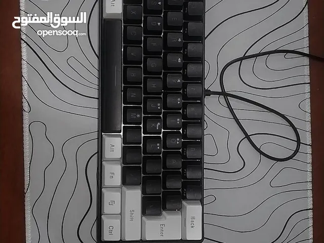 طقم كيبورد و ماوس و ماوس باد الرجاء عدم الاتصال على الرقم
