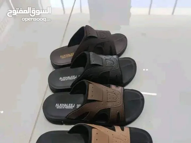 40 Casual Shoes in Tripoli