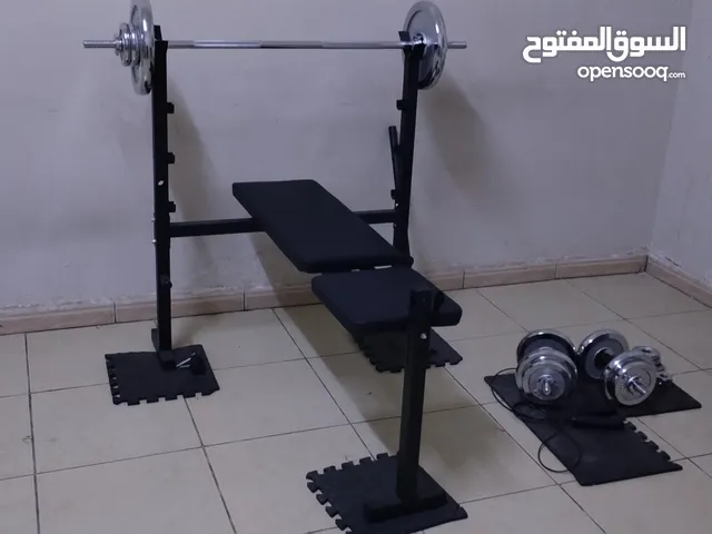 جهاز بنش وايضا به جزء  رفرفه رجل امامي وخلفي فك وتركيب  مع 2 دمبل