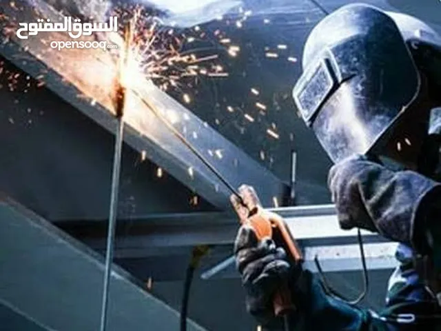 حداد متنقل تركيب ابواب وحمايات تأسيس ولحام وقص الحديد كل ما يلزم الحديد