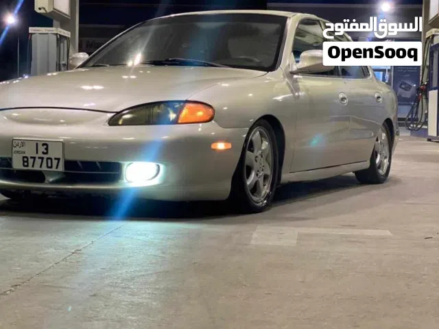 1996 هيونداي افانتي Standard