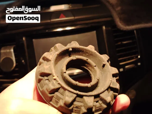 فطاحات قولف بولو 1999 وحده جديده ووحده مستعمله ...يركبن حتى على قولف 3 .بني وليد