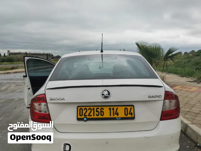 2014 سكودا رابيد Standard