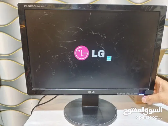  LG monitors for sale  in Basra