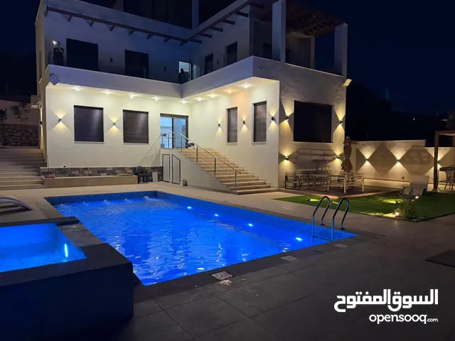 5 Bedrooms Chalet for Rent in Salt Jala'd