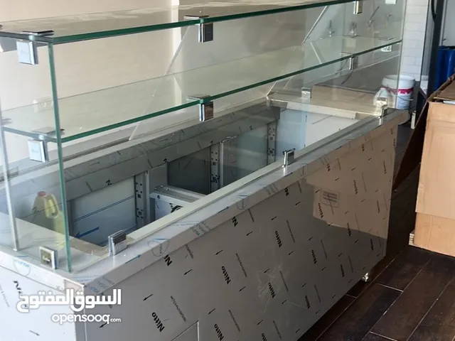 عدة مطعم شاورما جديدة مستخدمة فقط 4 شهور