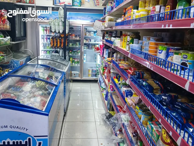 سوبر ماركت للبيع بمنطقة السابع