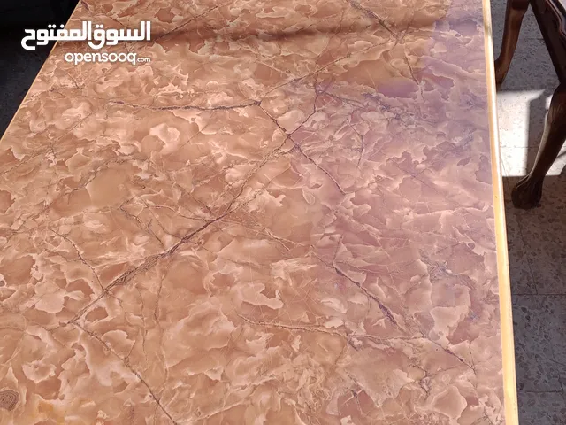 طاوله سفره نظيفه نظيفه سعر مقبول
