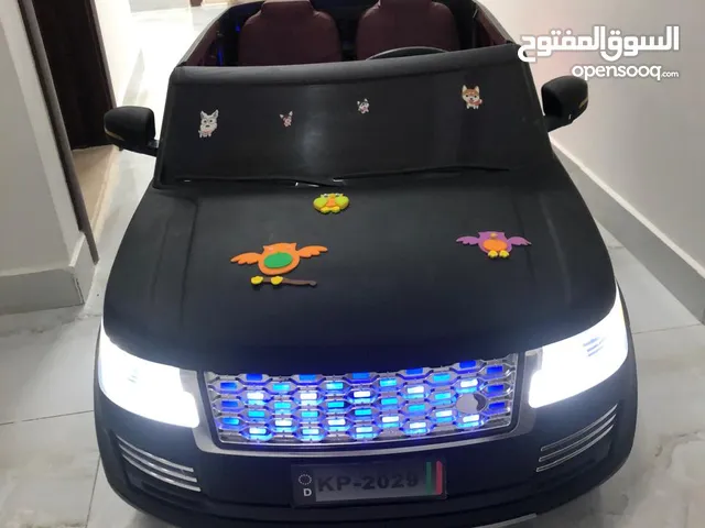 سيارة اطفال،